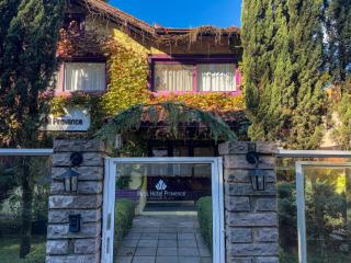 Petit Hotel Provence Gramado - Gramado - 8