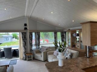 Beautiful Lodge At Manor Park In Norfolk Ref 23006Bu - Hunstanton - 4
