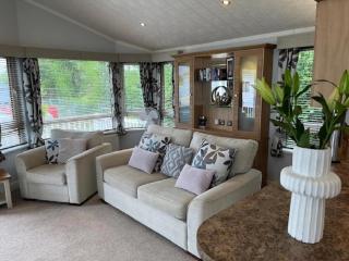 Beautiful Lodge At Manor Park In Norfolk Ref 23006Bu - Hunstanton - 2
