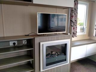 Stunning 8 Berth Caravan At Cherry Tree Holiday Park In Norfolk Ref 70711C - Great Yarmouth - 8
