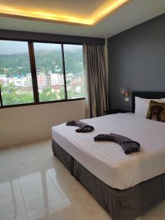Chilli House Residence - Patong Beach - 8