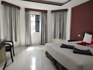 Chilli House Residence - Patong Beach - 7