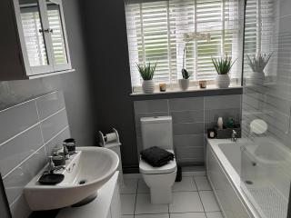 Stunning Chalet For Hire At Bermuda Holiday Park Near Hemsby Beach Ref 18161B - Hemsby - 3