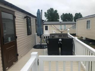 Stunning 6 Berth Caravan For Hire At Norfolks Seashore Haven Park Ref 22005Ev - Great Yarmouth - 8