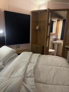 Lovely 4 Berth Caravan At Southview Holiday Park Ref 33001L - Skegness - 5