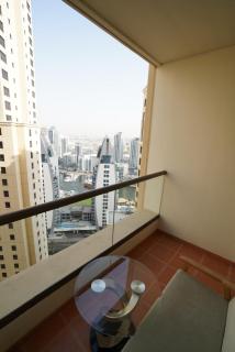 Spacious 2 Bedroom in JBR with beach access - 2