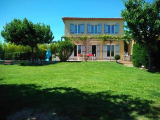 Maison villa avec piscine et spa, 8 à 10 personnes - LʼIsle-sur-la-Sorgue - 9