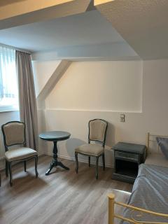 Zimmer für Personal im Hotelgewerbe, Monteure, Auszubildende und Arbeiter - Rothenburg ob der Tauber - 2