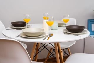 Spacious & Bright Apartment on Mokotow by Noclegi Renters - Warsaw - 5