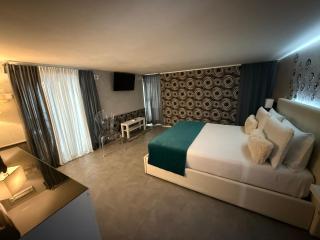 A un passo dal Castello Maschio ANGIOINO Appartment - 1