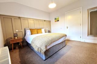 Galway's Top Secret Property - Galway - 8