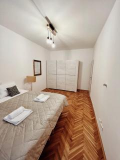 Sunlit Vinohrady - Prag - 9