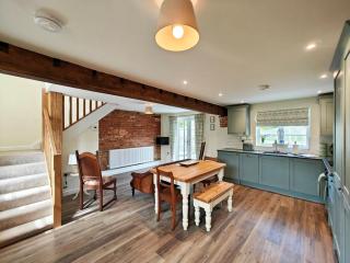 2 Bed in Godshill 96125 - Godshill - 0