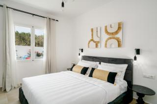 Villa Yammas, 5-Bedroom Stone Villa with Private Pool, Walking distance from Beach - 2