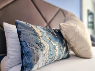 Skyline views Stylish Studio with Pool, parking no load shedding - Città del Capo - 7