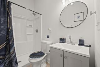 Lexington Luxury l 4BR 3BA - Riverdale - 9