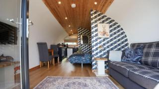 The Galloway Steading - The Fox's Den with Hot Tub and Fire Pit - Glenluce - 4