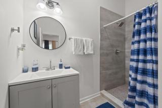 Lexington Luxury l 4BR 3BA - 7