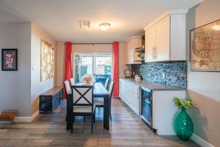 Old Town RGB Forest Bar - Pet-Friendly with Spa, Pool, Sauna, Golf, Hot Tub, Ping Pong, PS3, & Gazebo - 5