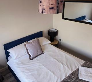 3-Bedroom House in the Heart of the Marina - Swansea - 4