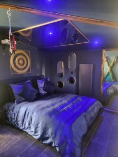 love room - - 3