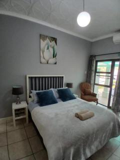Victoria Oaks Beaufort West Guesthouse - Beaufort West - 3