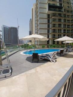 Elegant Escapes - Homely 1B in Dunya Tower - Dubai - 8