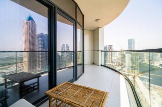 Elegant Escapes - Lavish 1B,Dubai Water Canal View - Dubai - 2