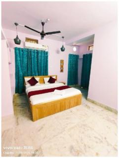 HOTEL RAIL VIEW GUEST HOUSE PURI Near jagananath Temple & Puri Beach #Fully Air Conditioning #Free Wi-Fi #Parking #Room Service #Best Premium Hotel In Puri - Puri - 0