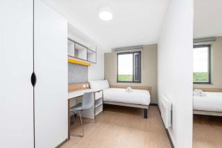 Student Only Ensuite Room Canterbury - Hackington - 4