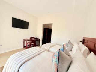 19 On BayNoakes Boutique - Harare - 6
