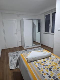 Skopje sever ,Cair APARTMENT - Skopje - 3