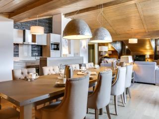 Luxueux appartement 4 pièces au cœur de Courchevel Village, à proximité des pistes et commerces - FR-1-562-32 - Courchevel - 1
