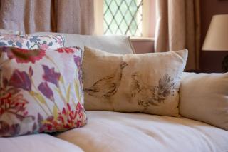 Gate Lodge - Sleeps 5 - Near Belvoir Castle - Knipton - 9