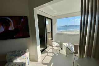 Apê incrível "pé na areia" no Gonzaga - Santos - 1
