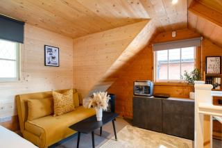 Waterside Edge - Swithland - 2