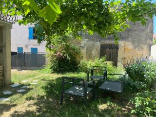 Appartement avec jardin, parking, wifi, 3 lits doubles, clim - La Fare-les-Oliviers - 8