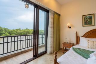 Villa Fleuve 6-BHK Riverfront Hideaway With Infinity Pool & Bathtub - Nerul - 6