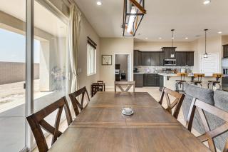 Mtn-View Home with Patio, 3 Mi to Colorado River! - 3