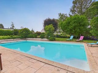 Piscine chauffée, Grand jardin, maison pour 8 - Pleuven - 5