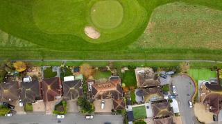 Relaxing Coastal Getaway Perfect for Large Groups - 1