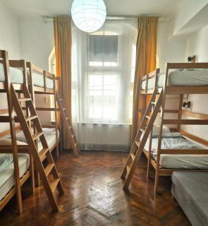 Centrum House Hostel - 2