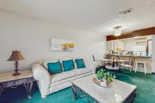 Island Winds 202 - 7