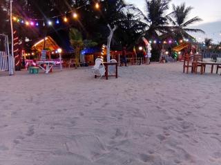 Happy Beach hotel nilaveli - Nilaveli - 9