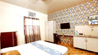 HOTEL SYL II -Couples, Corporates, Family, Faculties Favourite - 5