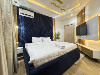 Adebisi - Lagos - 3