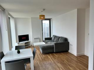 Luxury Salford Quays Apartment - Manchester - 8