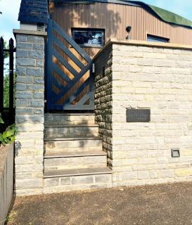 The Shutter House - Compton - 5