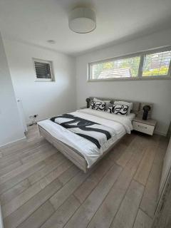Modern 2 Bed with Garden - Bridel - Bridel - 5