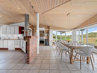 Holiday Home Eugenie - 450m from the sea by Interhome - Havrvig - 8